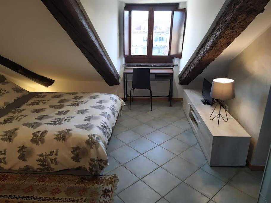 Mansarda Di Charme Con Vista Apartment Turin Bagian luar foto